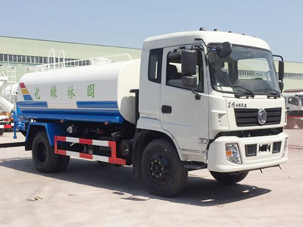 東風(fēng)153多功能灑水車(chē)