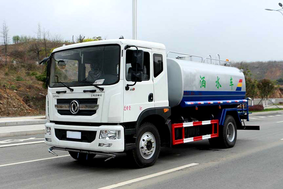 怎樣排除灑水車柴油機(jī)過(guò)早、過(guò)遲的噴油現(xiàn)象？