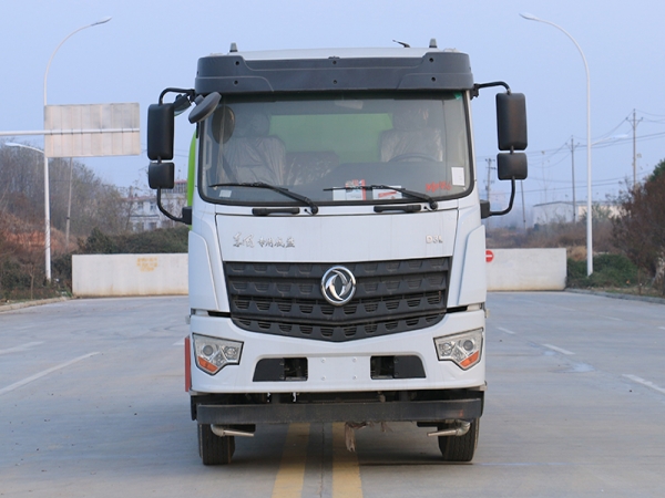 國(guó)六D3L 12噸灑水車