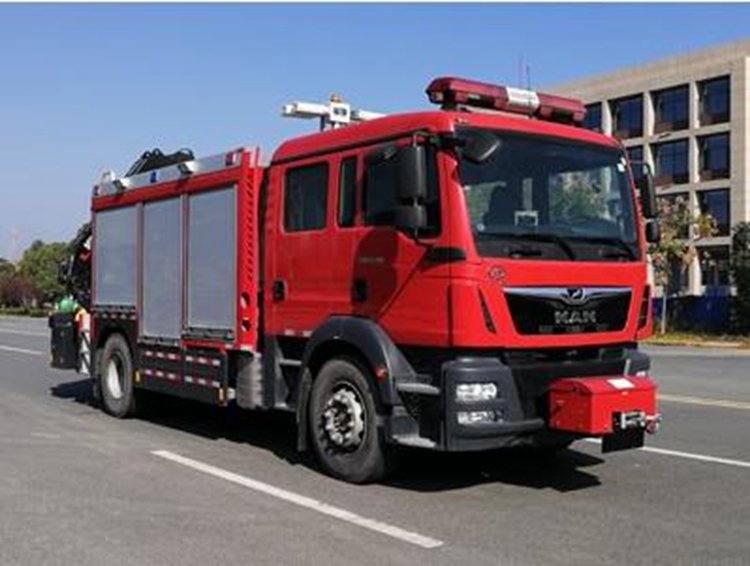 德國曼搶險(xiǎn)救援消防車