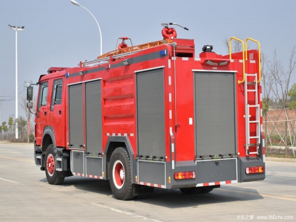 重汽豪沃T5G搶險(xiǎn)救援消防車