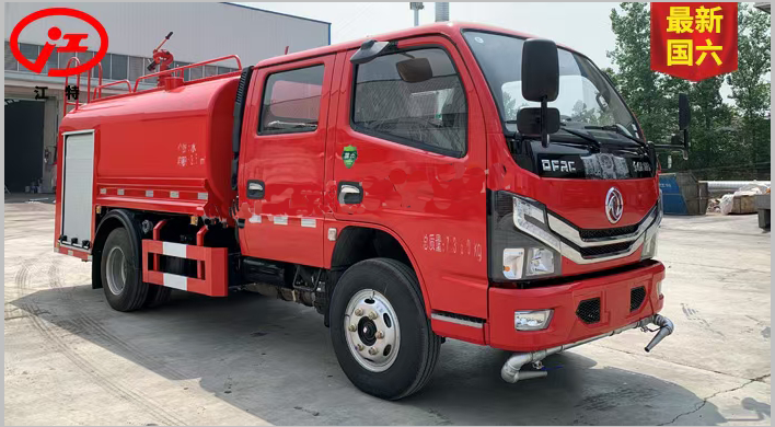 東風(fēng)多利卡雙排座消防灑水車3噸