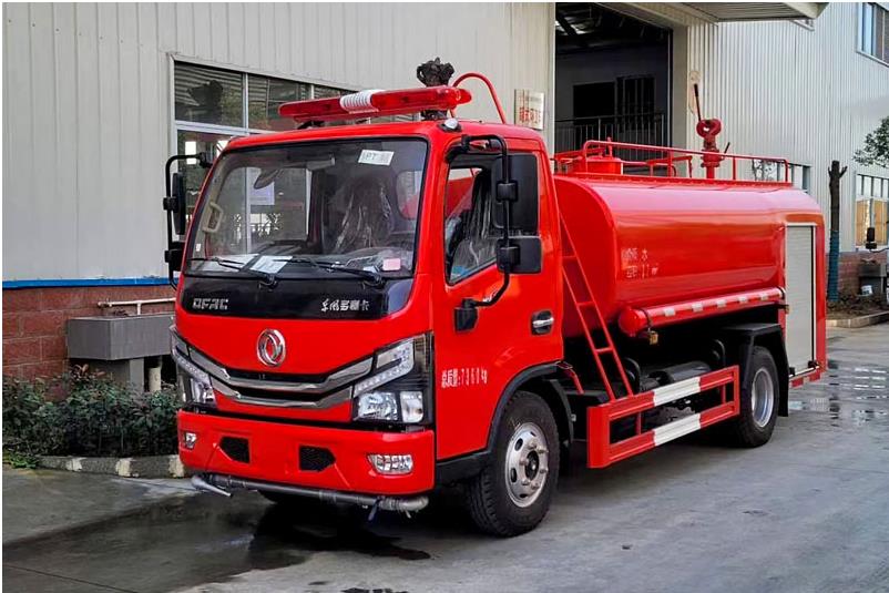 東風(fēng)單排座消防灑水車4噸-4.5噸